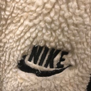 Nike Sherpa quarter zip soft fuzzy